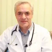 دکتر فریدون آشنایی